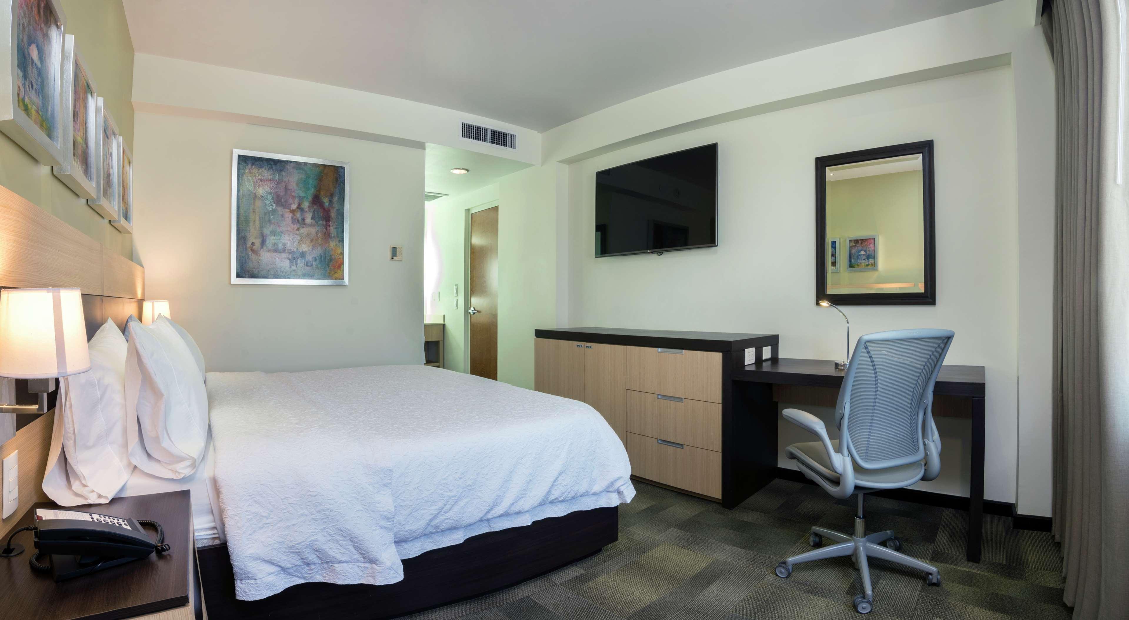 Hampton Inn By Hilton Silao-Aeropuerto, Mexico Exteriér fotografie