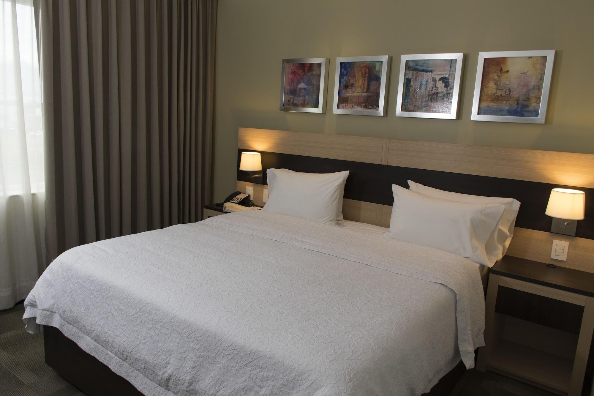 Hampton Inn By Hilton Silao-Aeropuerto, Mexico Exteriér fotografie