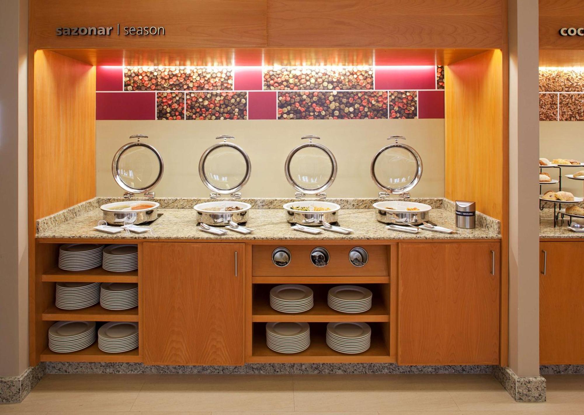 Hampton Inn By Hilton Silao-Aeropuerto, Mexico Exteriér fotografie